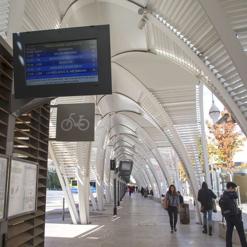 Gare-routière_Sophie-Spiteri